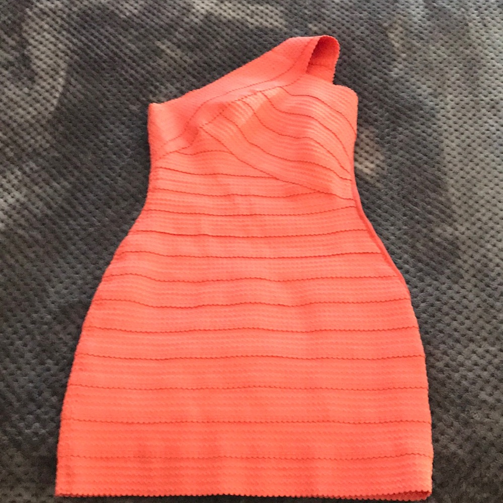 Peach structured dress size S